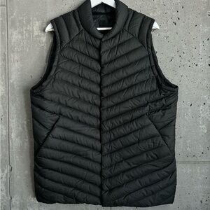Lululemon Snap Down Vest Black Men’s L